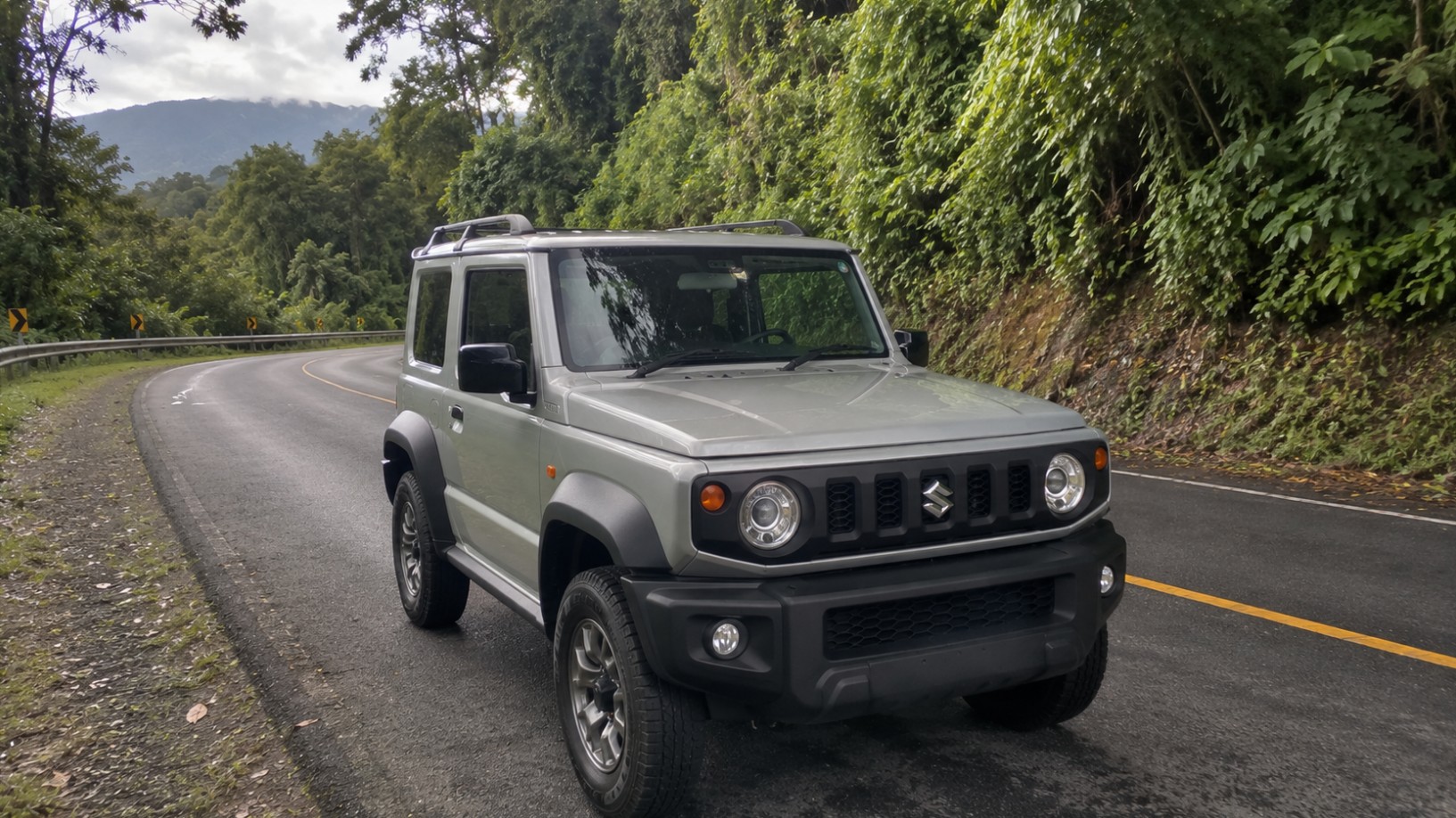 Cheap SUV for Rent for Smarter Costa Rica Road Trips